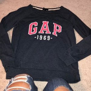 gap sweatshirt